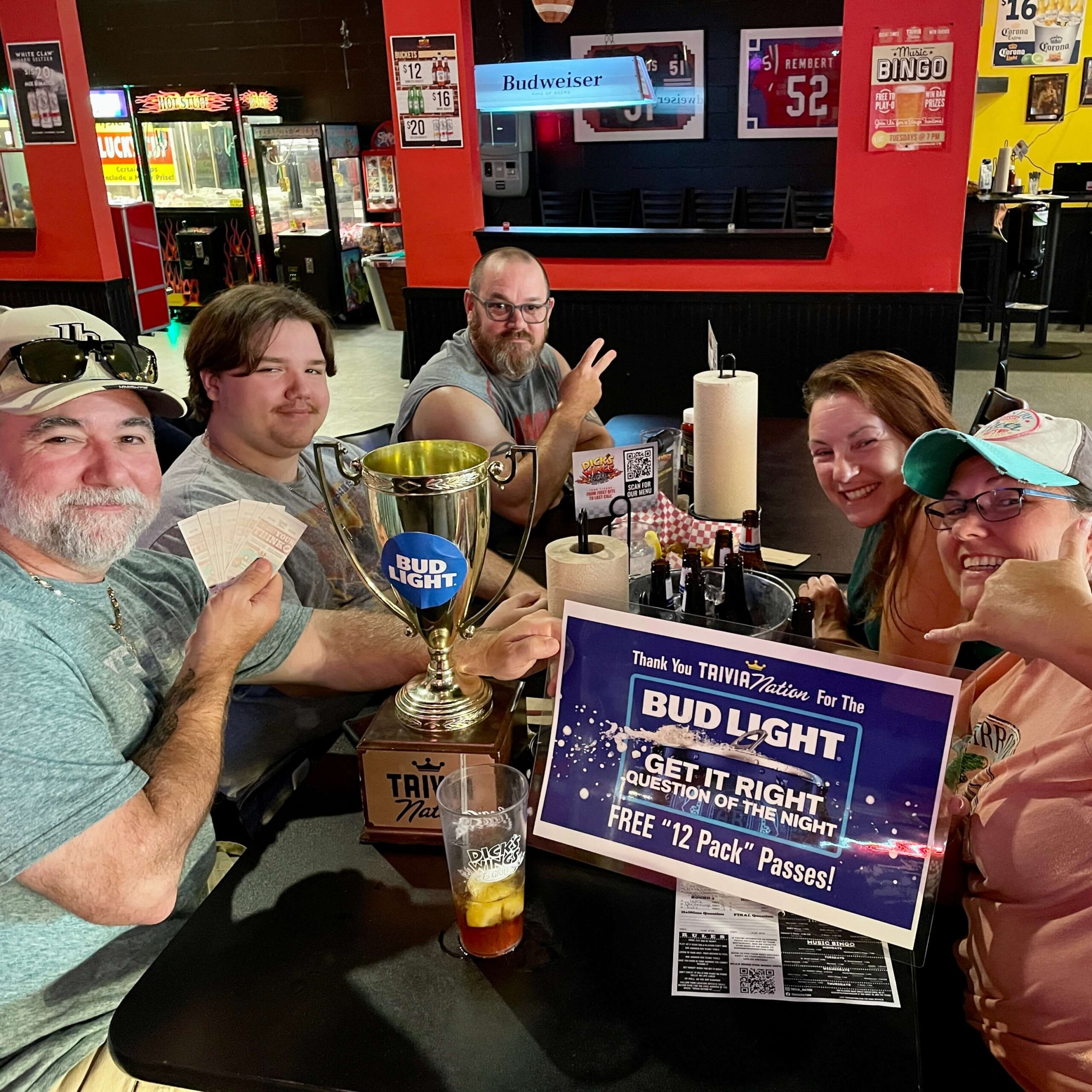 Dick's Wings and Grill Jacksonville FL 32225 trivia night 9