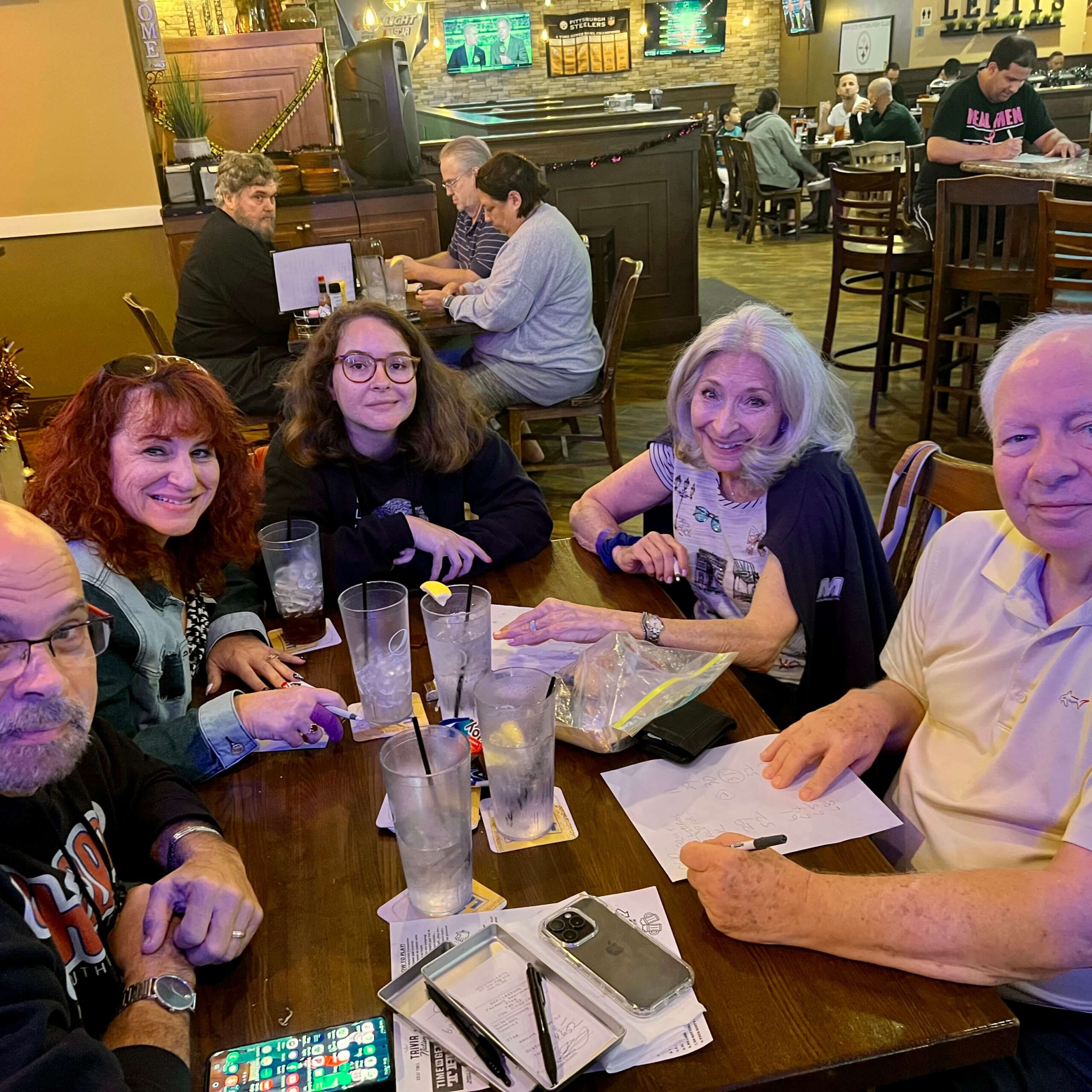 Lefty's Tavern & Grille Coral Springs FL 33076 trivia night 2