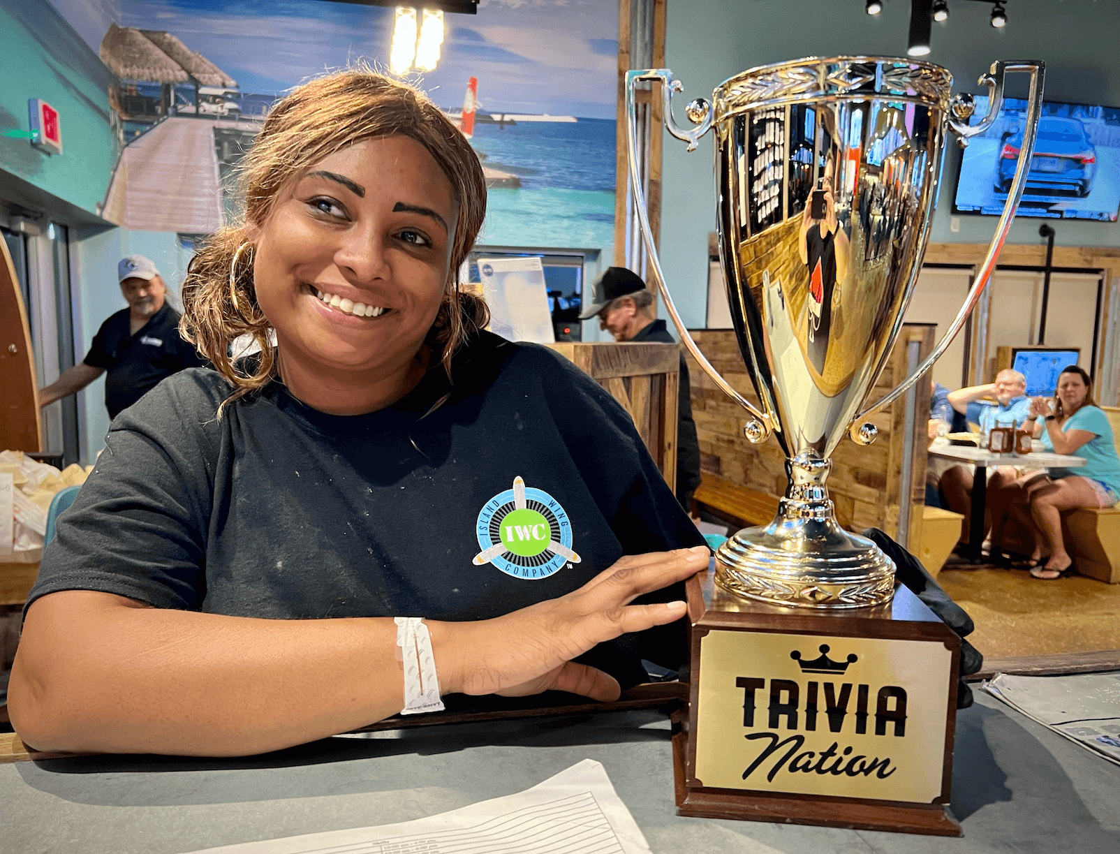 Island Wing Company Jacksonville FL 32259 trivia night 6